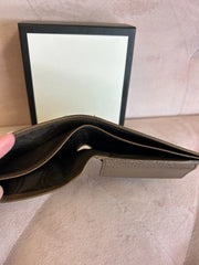 Gucci x Disney GG Supreme Donald Duck Billfold Wallet – Limited Edition Designer Leather Wallet | 70% OFF + Free 3–5 Day USA Shipping